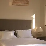Boa Milos 4 Bedrooms Near Adamantas (Milos)