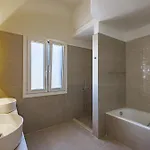 Boa Milos 4 Bedrooms Near Villa *