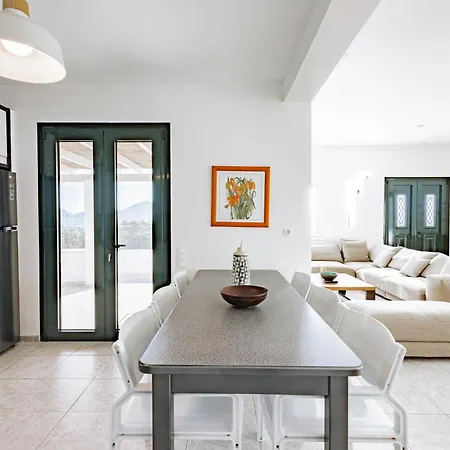 Boa Milos 4 Bedrooms Near * Adamantas (Milos)